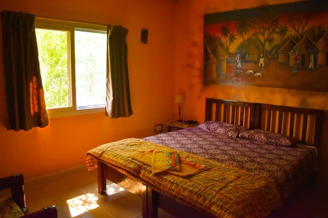Casa Hotel Sinkiling Gambia Serrekunda Esterno foto